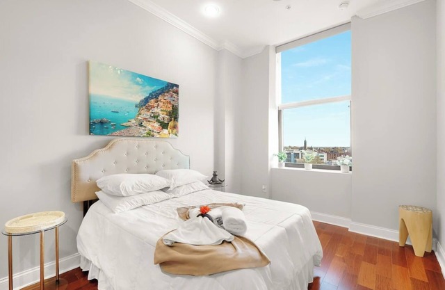 This studio is a 1 bedroom(s), 1 bathrooms, located in Philadelphia, PA.