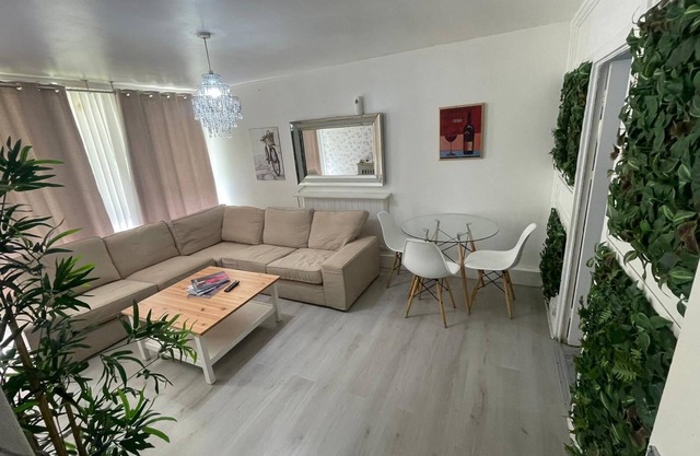 Xtra 1 Bedroom Apartment in London with Wi-Fi