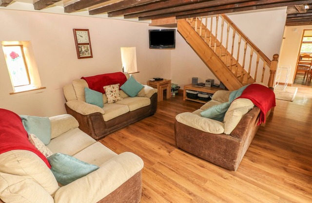 Y Bwthyn, familial et convivial, avec bain à remous dans Llandissilio, Ref 3789