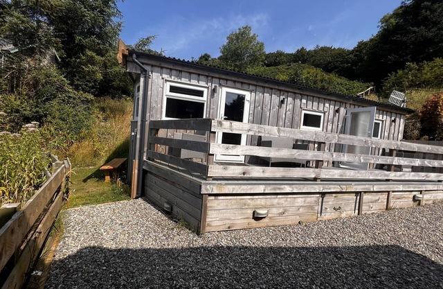 Y Caban - sleeps 4 guests in 2 bedrooms