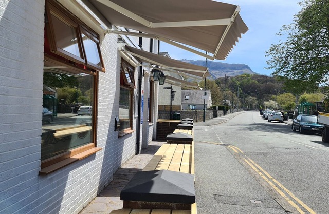 Y Gwynedd Inn