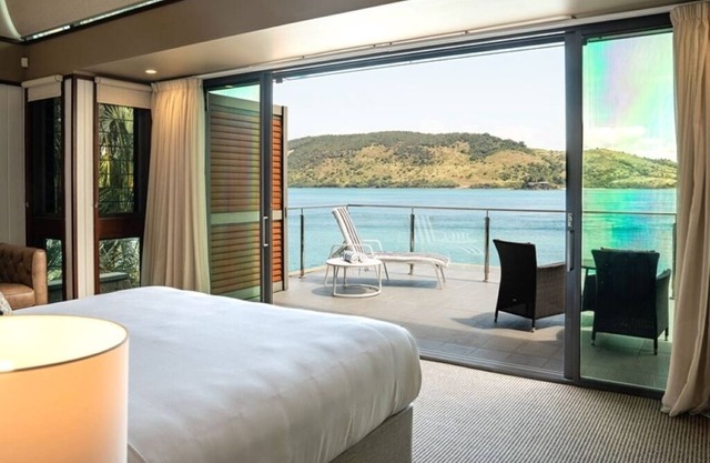 Yacht Club Villa 13