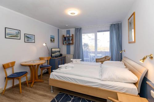 Yachthafenresidenz-Wohnung-5102-806