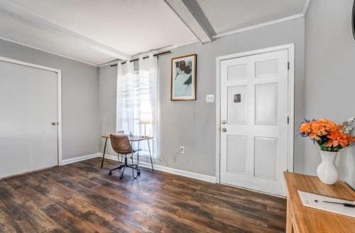 Yale Gather Hideaway