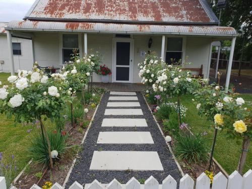Yallamatta Bed and Breakfast