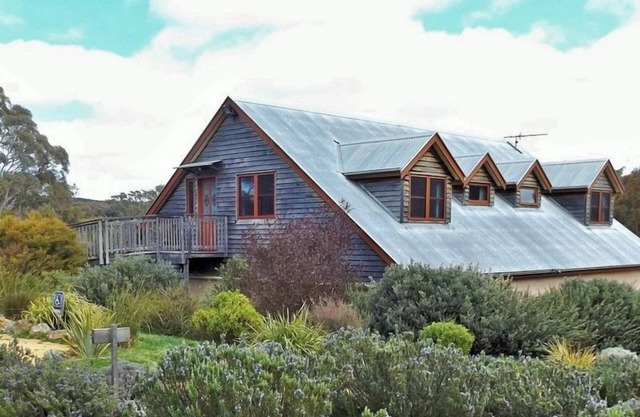 Loft de vigne Yarralaw Springs Wines