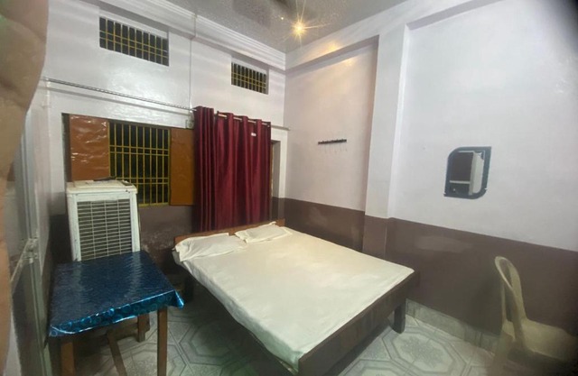 Yatri niwas home stay