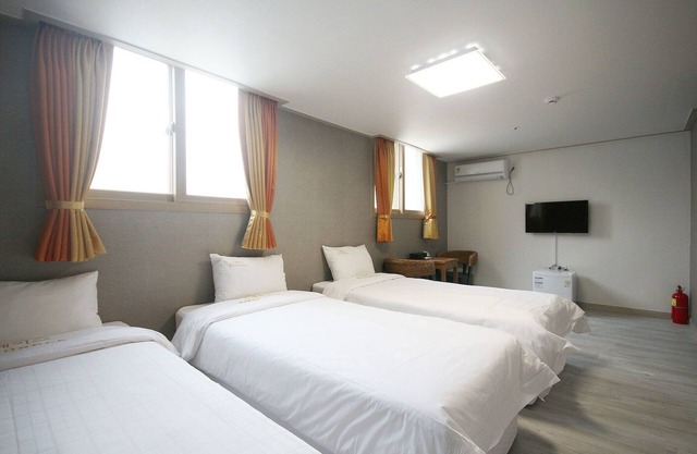 Yeosu Space Guest House