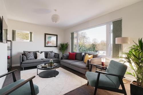 Yewbeck: brand new, garden views