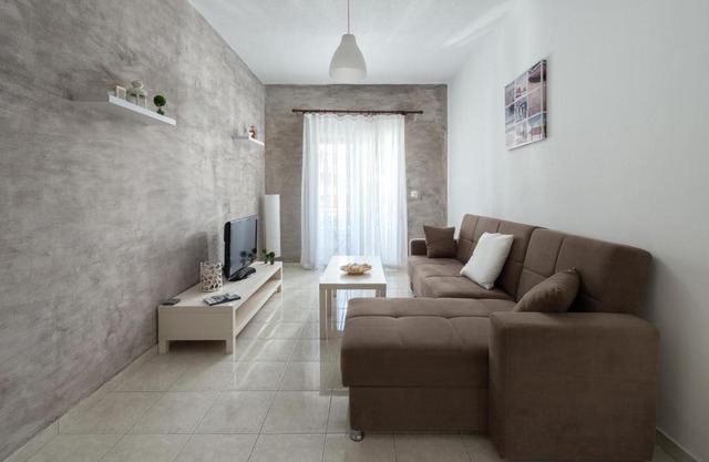 Yiannis Apartment