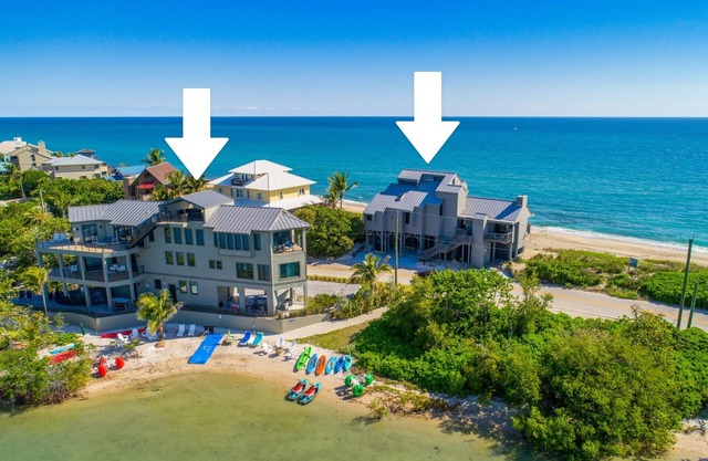 "Yin & Yang": 2-SideBySide Ocean-2-River Beach Houses: Piscine, bains à remous, Dock!