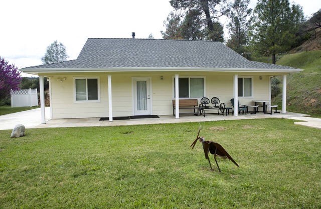 Yosemite Country Cottage est propre ~ privé ~ calme