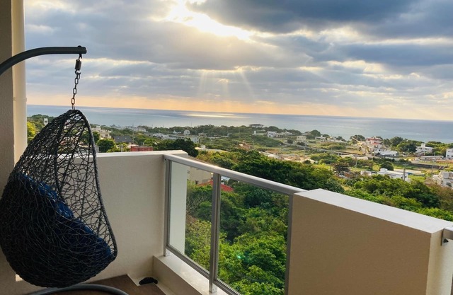 Youll be amazed by the spectacular view from you / Nanjo Okinawa