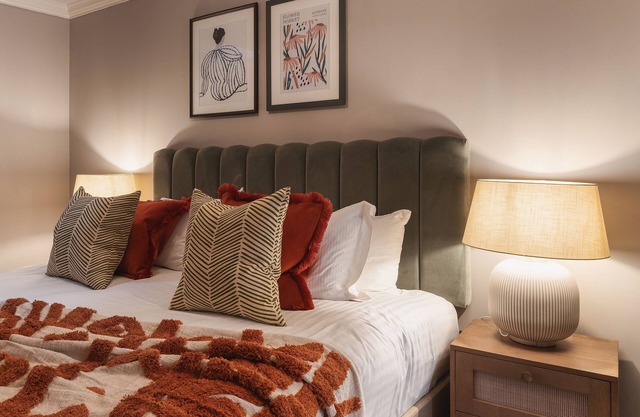 Your Apartment | Cotham Arms - Studio (SK)