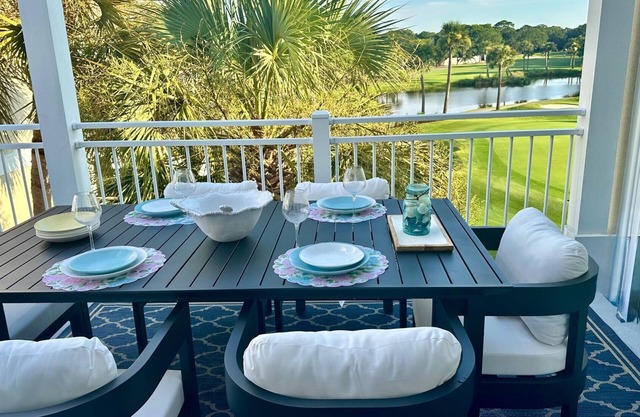 Your Coastal Oasis! Fully Remodeled 2BR/2BA Atrium Villa! Golf/Lagoon Views! Amenity Cards!