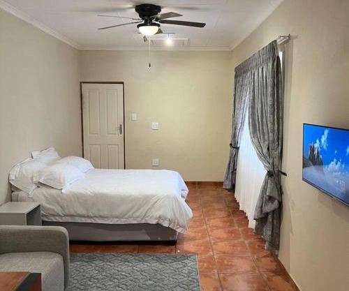 Your comfortable studio perfectly situated in Nelspruit