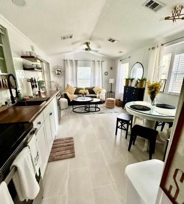 Your home away from home! Entire cottage- Disney
