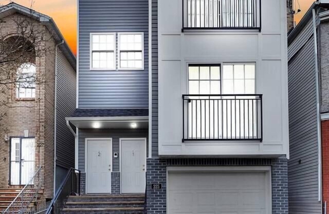 3-bedroom apartment in fantastic Newark with AC, WiFi