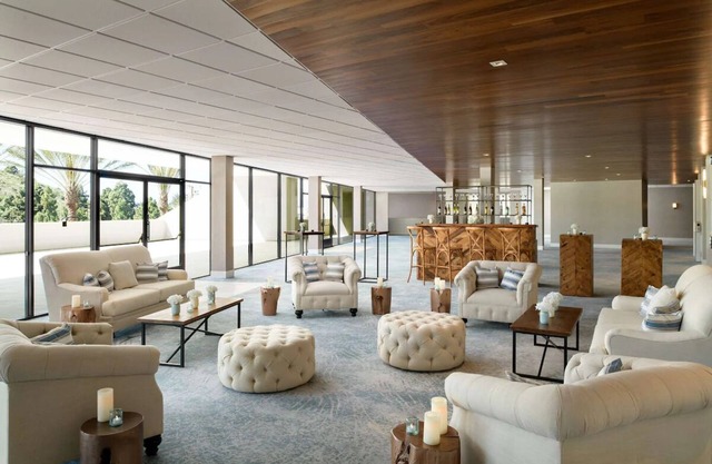 Your Home Away From Home! Pool, Pets Allowed, Near Marina Del Rey Beach