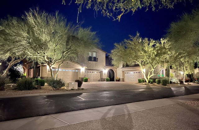 Your Grayhawk Getaway In Gated Avian Community