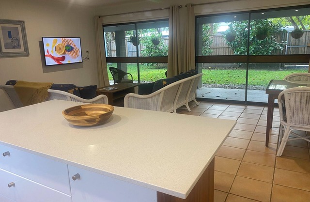 Port Douglas Private Cottage in the heart of Town.
