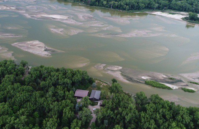 Votre Platte River Perdu Island Lodge. Confidentialité, isolement, une vue captivante ...