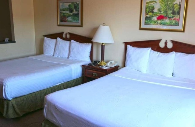 Your Relaxing Getaway Awaits in GuestHouse Kelso Longview! Pet-friendly Property