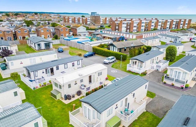 Your Ultimate Holiday Rental at Pevensey Bay 35 Woodland Walk