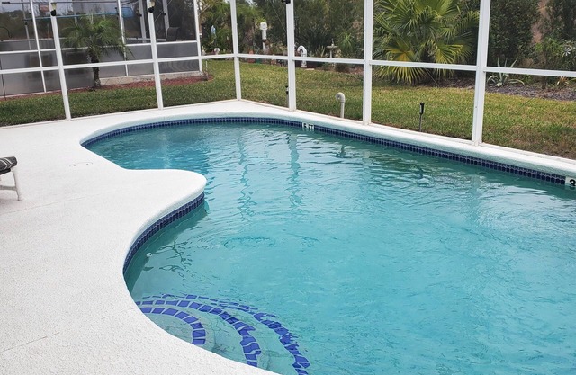 Your vacation home awaits. Close to attractions including Disney and Legoland