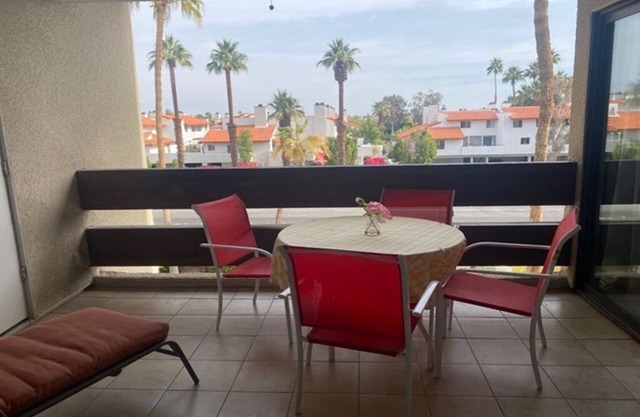 Your winter retreat in beautiful Palm Springs!