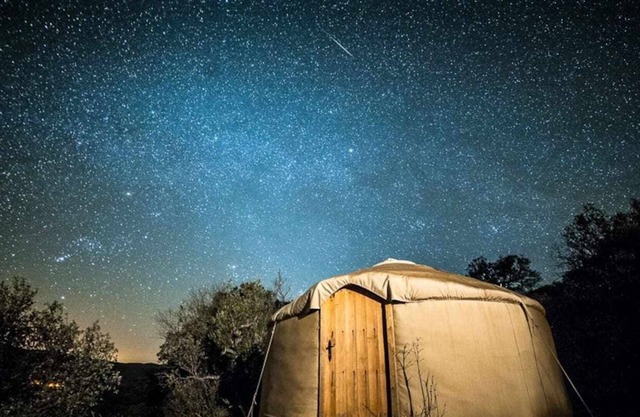 Yurt in nature, overlooking the Congost de Mont-Rebei