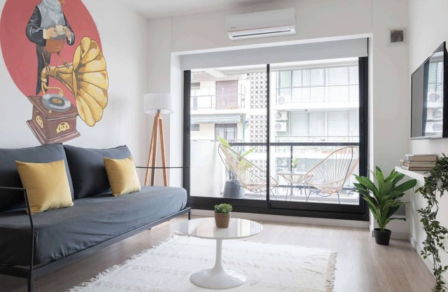 Fliphaus + Zapiola 2300 'C' - 1 Bd Belgrano