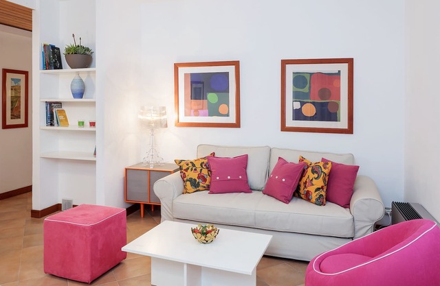 Appartement ZEFIRO, au vert avec belle terrasse vue mer
