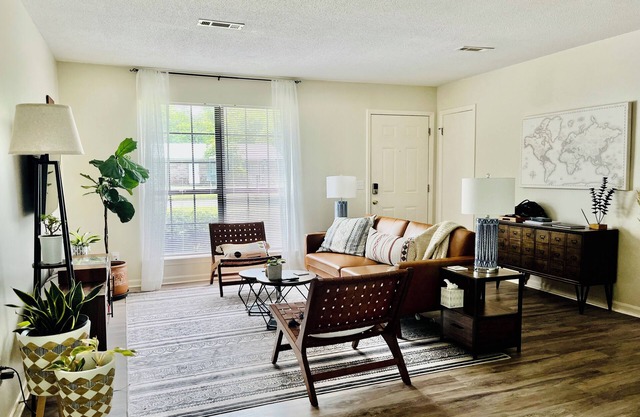 Zen Boho House 3 Bedroom FURNISHED