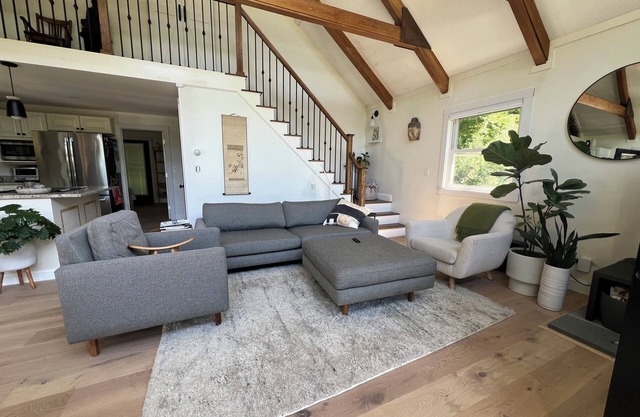 Zen Retreat Cabin – A Tranquil Escape Minutes from Lakes & Mountains, 3br/1.5bth