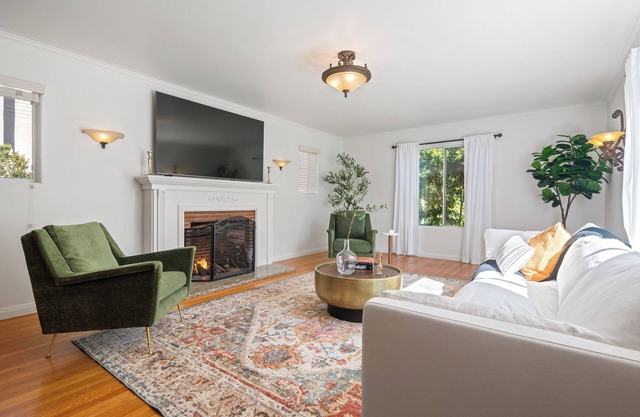 Zen Santa Monica 3Bd/3.5Bath Villa w/ Guest House
