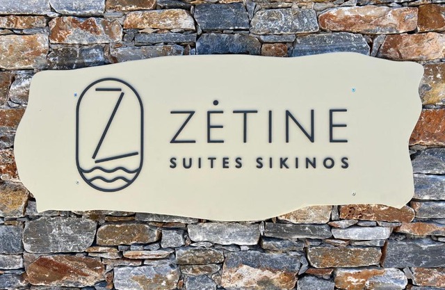 ZETINE SUITES SIKINOs