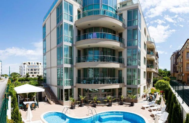 Zevs Residence