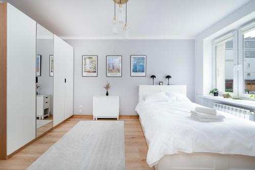 Zielna Comfort Studio by BookingHost