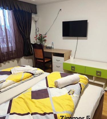 Zimmer in Ein Haus mit Waschmaschine