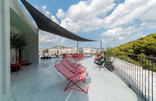 Zoia House-The Hill no. 2 by JJ Hospitality-