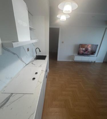 Zola entire apartment 400m from Shangri-la Mall