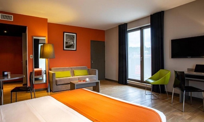 9th Arrondissement Appartement | À 10 min du métro Gare de Vaise | Moderne + WiFi