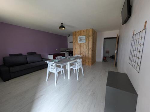 Offlanges Appartement | À 2 pas de la forêt de la Serre