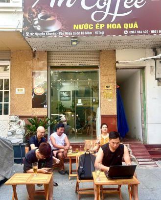 Van Mieu Appartement | Ân Coffee