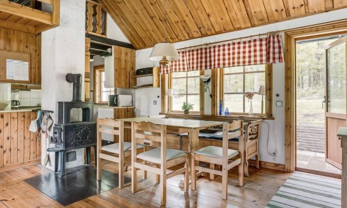 Angasjo Maison | Maison Ängasjö (VGT146) à Östra Frölunda - 8 personnes, 4 chambres