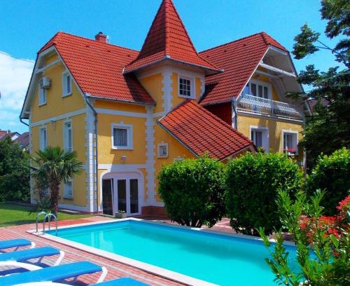 Balatonfured Appartement | Éden Villa Apartmanház 2
