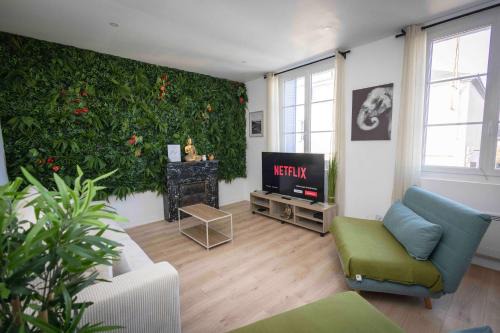 Chateaudun Appartement | Évasion Zen Tropic au Cœur de Châteaudun