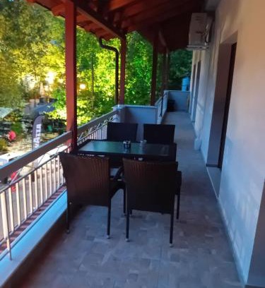 Almopia Maison | Ξενωνας Κάρμα