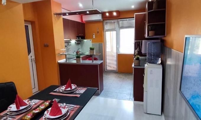 Varosha Appartement | Апартамент ВИСАИ